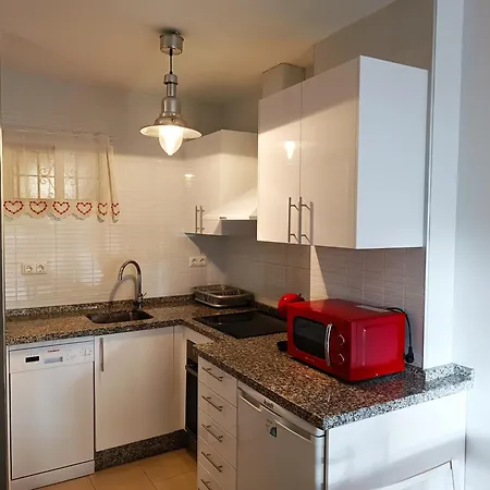 Aga - Terraza Con Vistas Al Mar Y Jardin, Piscina, Wifi, Nuevo, 1 *