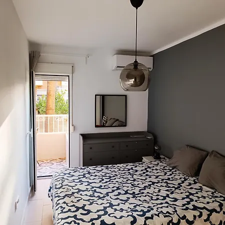 Apartment Aga: Beachfront With Sea View Terrace
