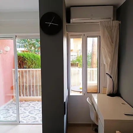 Apartment Aga: Beachfront With Sea View Terrace *